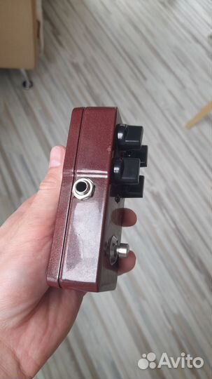 TC Electronic MojoMojo Overdrive педаль перегруза