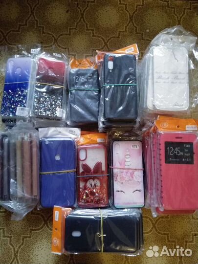 Чехлы на телефон