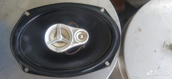 Колонка jbl