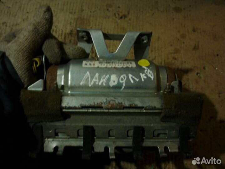 Подушка безопасноти Лансер 9