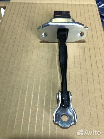 Ограничитель двери mitsubishi