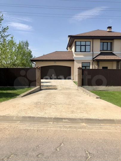 Дом 300 м² на участке 15 сот.