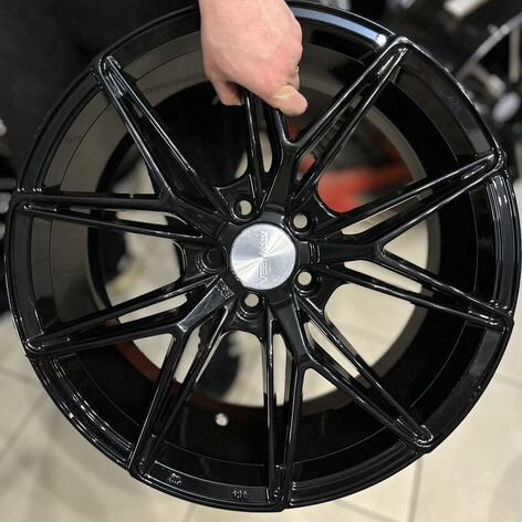 Литые диски K.A.N. 8×R18 5×108