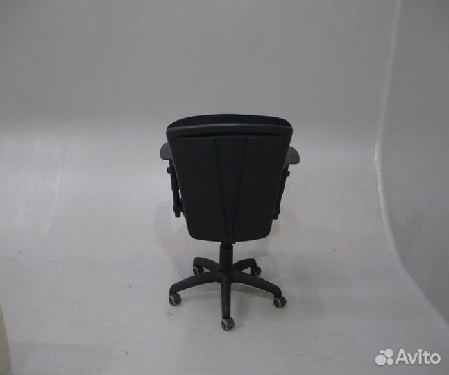 Компьютерное кресло