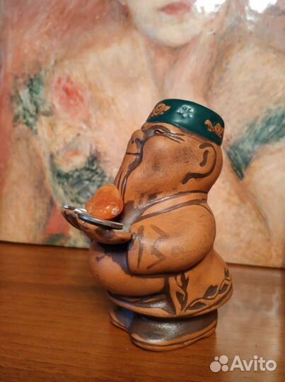 Статуэтка Старец