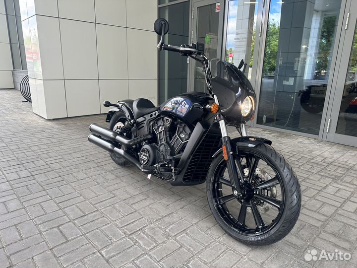 Indian Scout Bobber (2023) - Stealth Gray / Azure