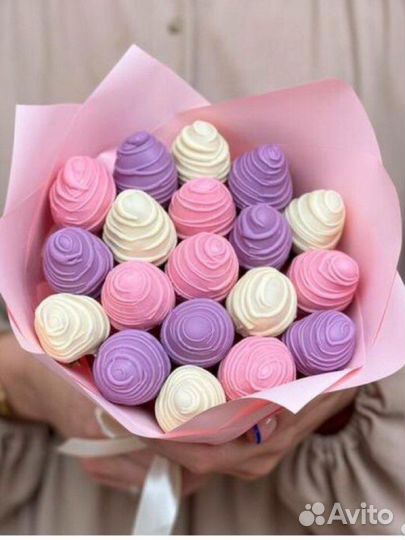 Букет из клубники в шоколаде ягоды Москва