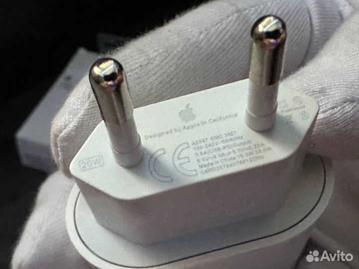 USB-C 20W Power Adapter 1:1
