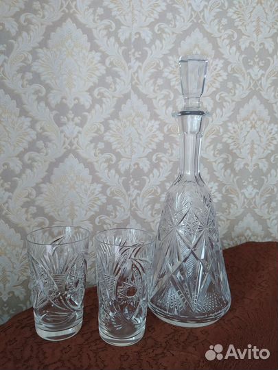 Графин хрустальный +стаканчики