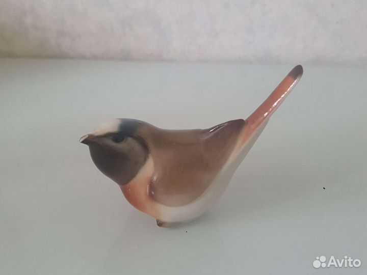 Статуэтка поползень птичка