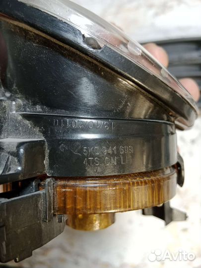 Фара противотуманная левая Volkswagen Tuareg NF