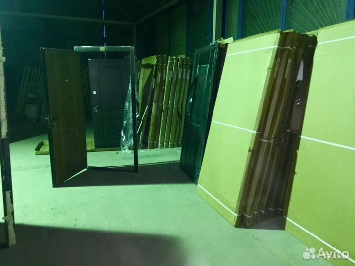 Входные двери, Освобождаем Склады