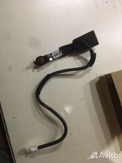 88830A2000WK защелка ремня безопасности левая пере