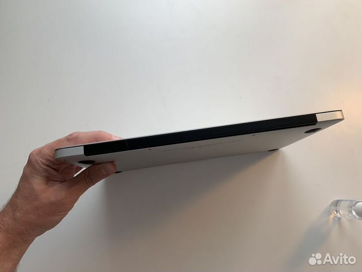 MacBook Air 11-inch A1465