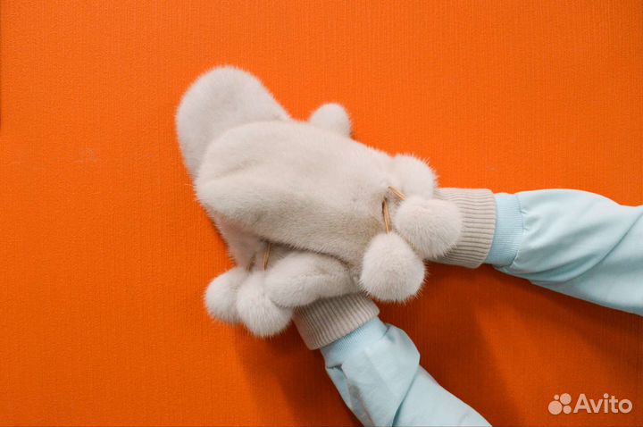Норковые варежки