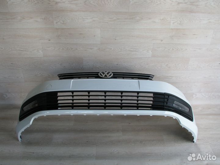 Volkswagen Polo 5 Бампер передний 2015-2020