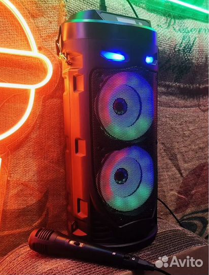 Музыкальная напольная колонка с караоке Bluetooth