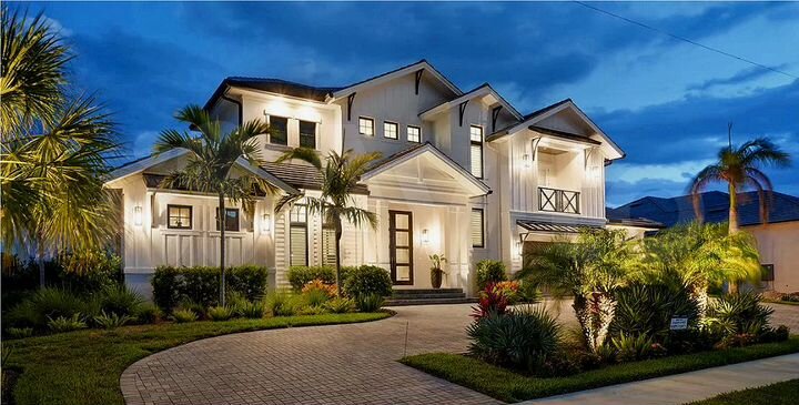 Дом 233 м² на участке 7 сот.