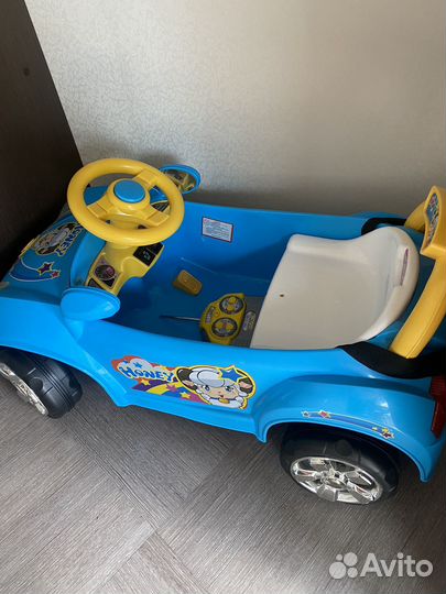 Детский электромобиль