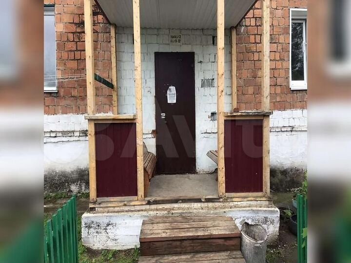 3-к. квартира, 53 м², 1/2 эт.