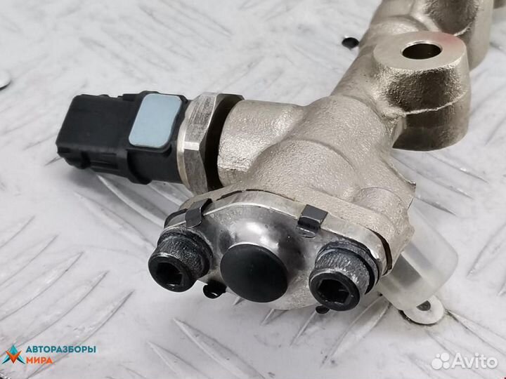 Датчик давления топлива Lexus GS 4 2016 8945878020