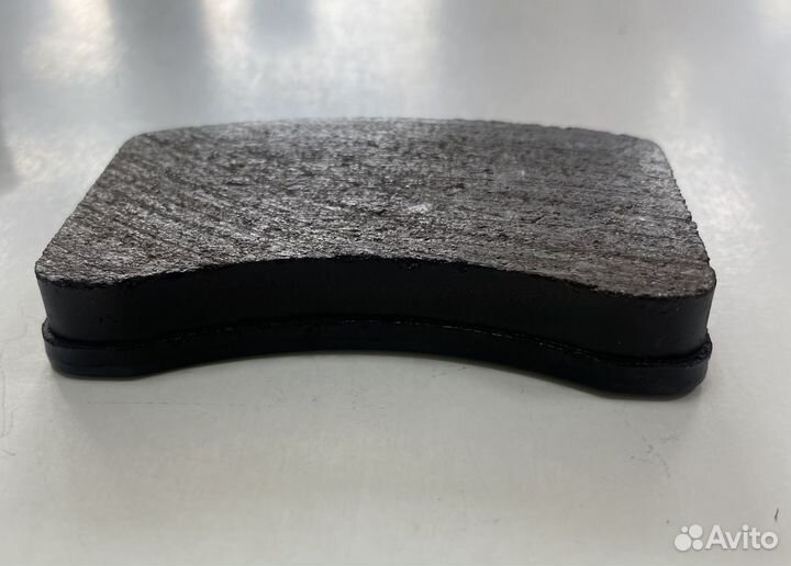 Тормозные колодки передние daihatsu