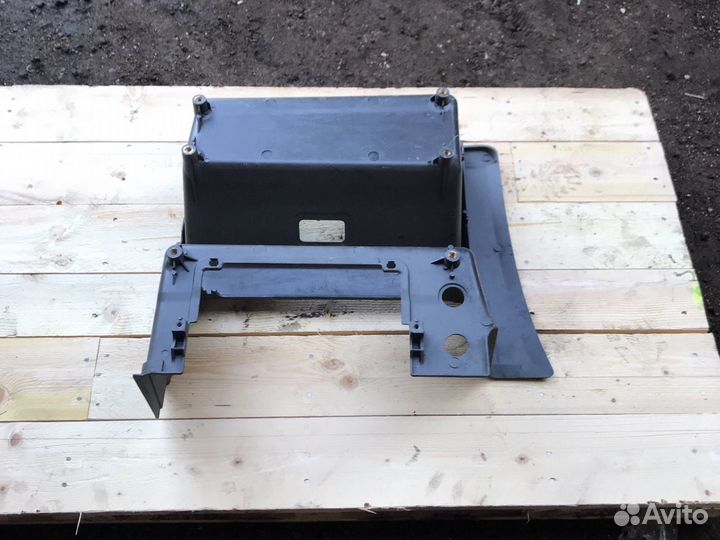 Подножка Mercedes Benz Actros