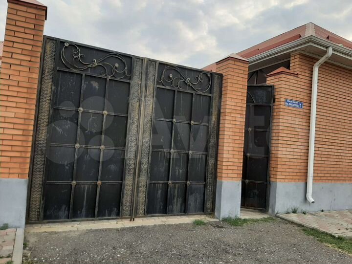 Дом 200 м² на участке 10 сот.