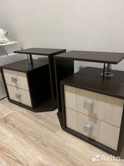 Тумба прикроватная