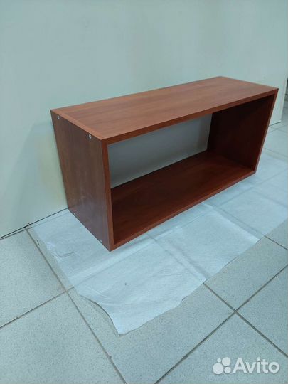 Полка книжная настенная