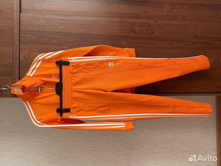 Спортивный костюм adidas