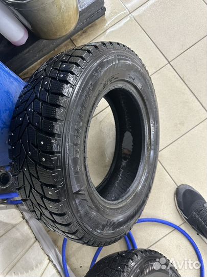 Dunlop SP Winter Ice02 175/70 R13 82T