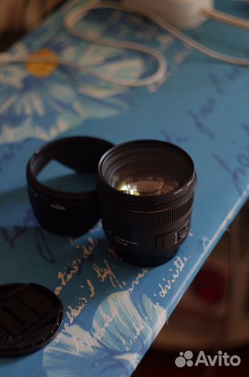 Объектив Sigma 50 mm 1.4 DX для Nikon