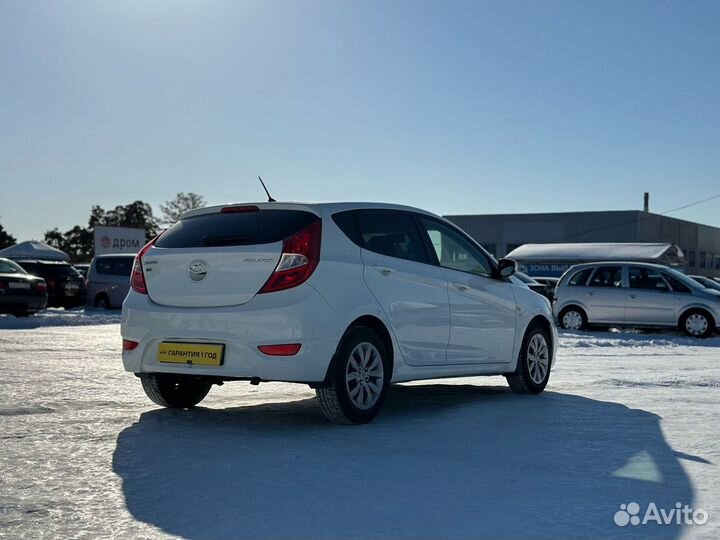 Hyundai Solaris 1.6 AT, 2014, 131 000 км