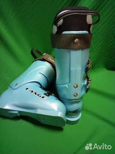 Горнолыжные ботинки