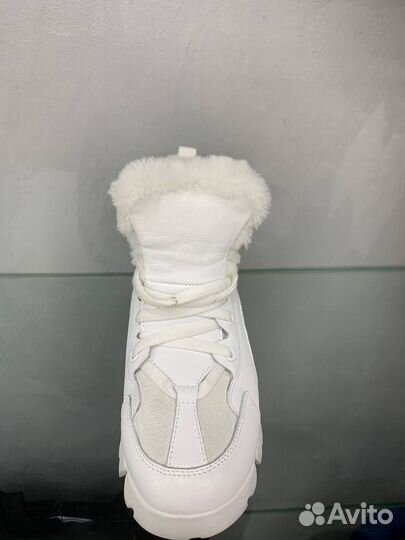 Кроссовки женские зимние Arees Meniwa