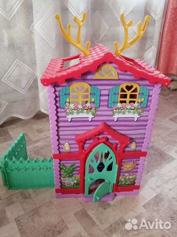 Домик кукольный