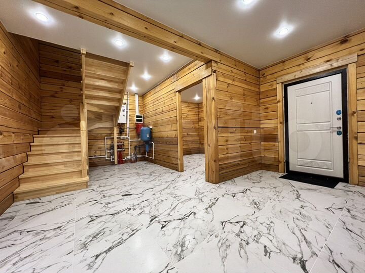 Дом 140 м² на участке 7,5 сот.