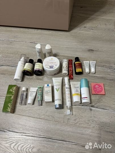 Набор косметики пакетом новое и не очень