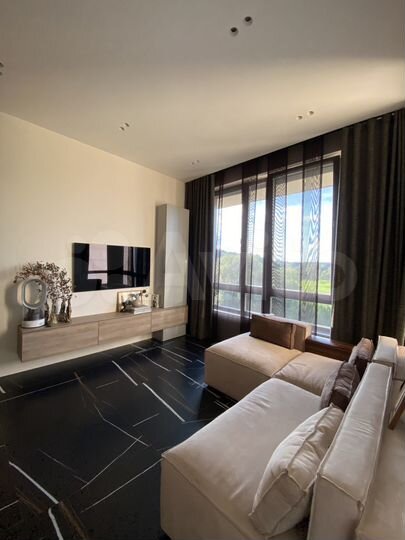4-к. квартира, 120 м², 4/10 эт.