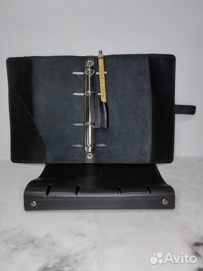 Ежедневник из натуральной кожи