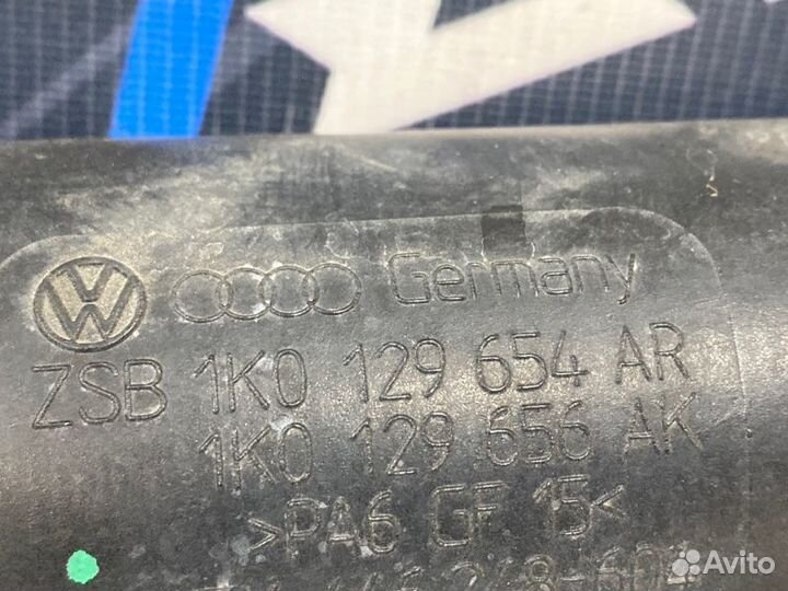 Патрубок воздушного фильтра Volkswagen Passat