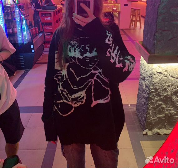 Свитер женский оверсайз