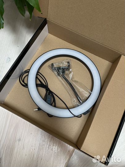 Кольцевая лампа со штативом