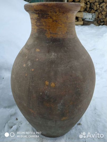 Глиняный кувшин