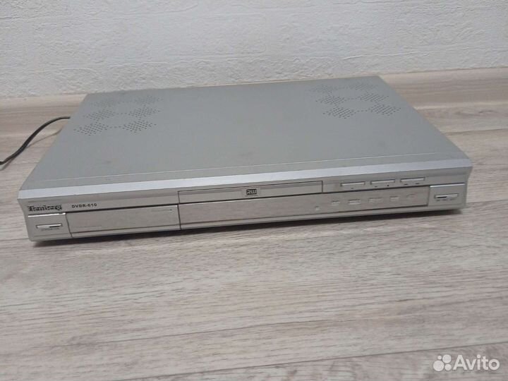 Dvd плеер elenberg