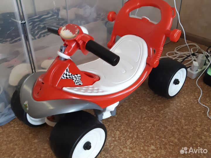 Машинка каталка толокар