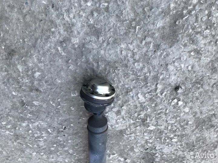 Карданный вал Volvo Xc70