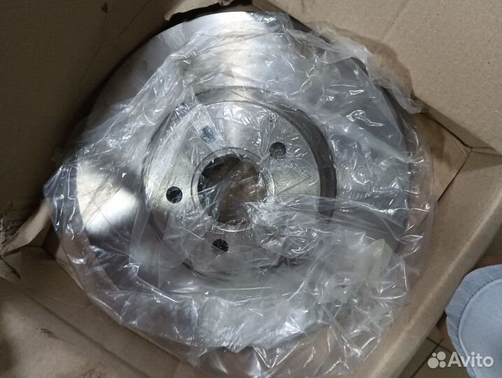 Диски тормозные Volvo S 40 31329122 31302573