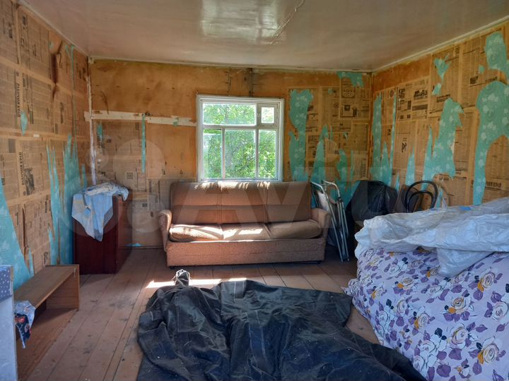 Дача 12 м² на участке 6 сот.